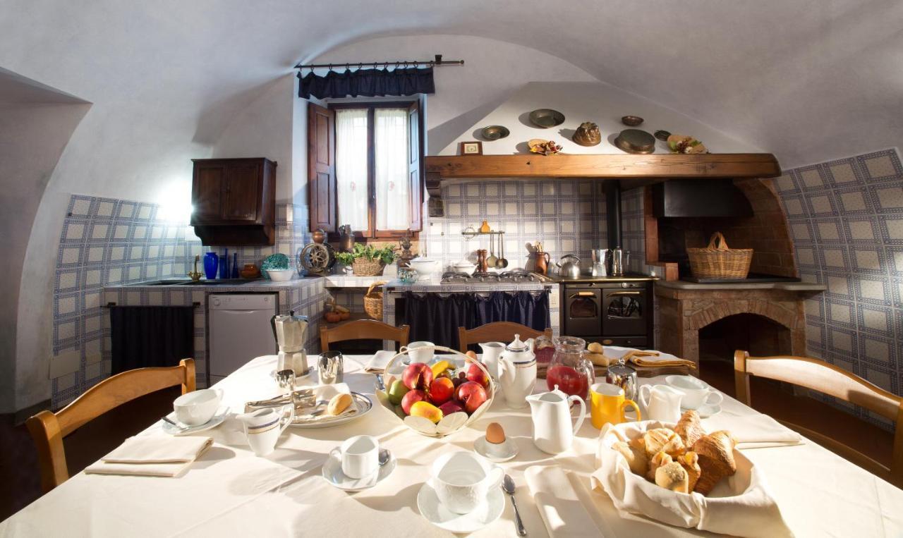 La Canonica Di Cortine Guest House Barberino Val d'Elsa ภายนอก รูปภาพ