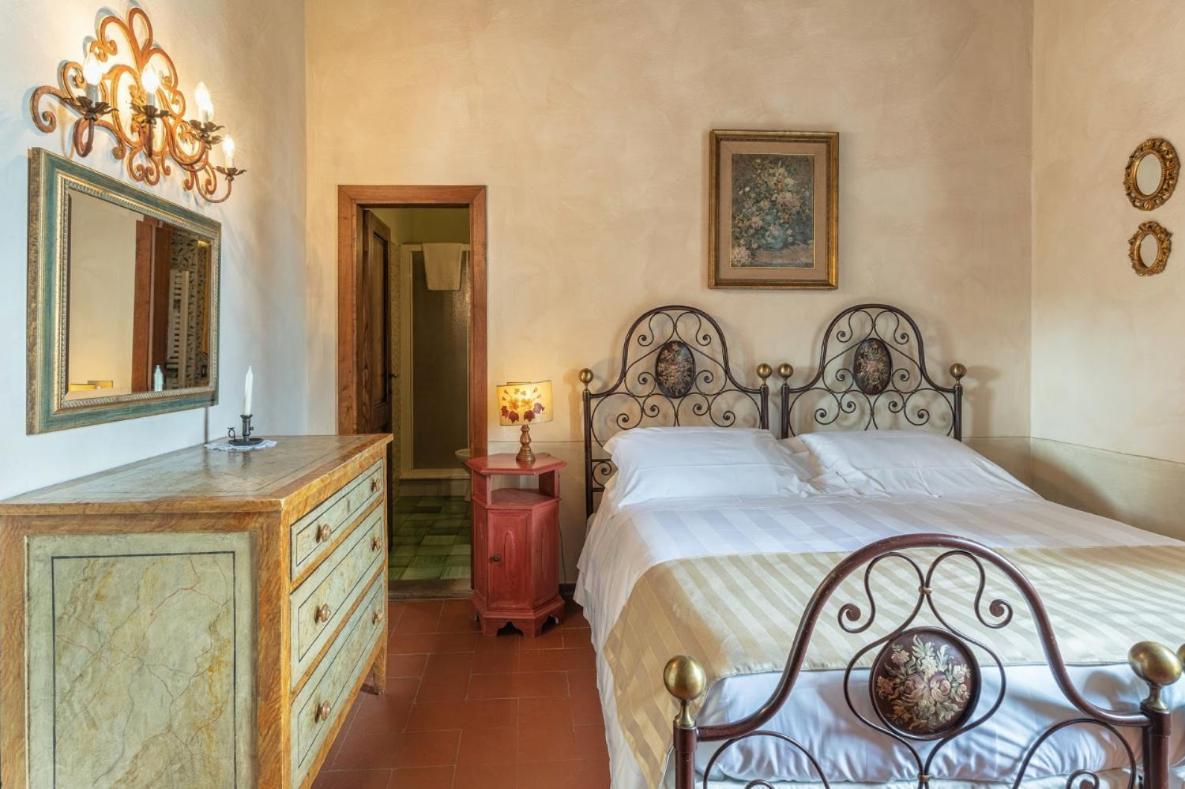 La Canonica Di Cortine Guest House Barberino Val d'Elsa ภายนอก รูปภาพ