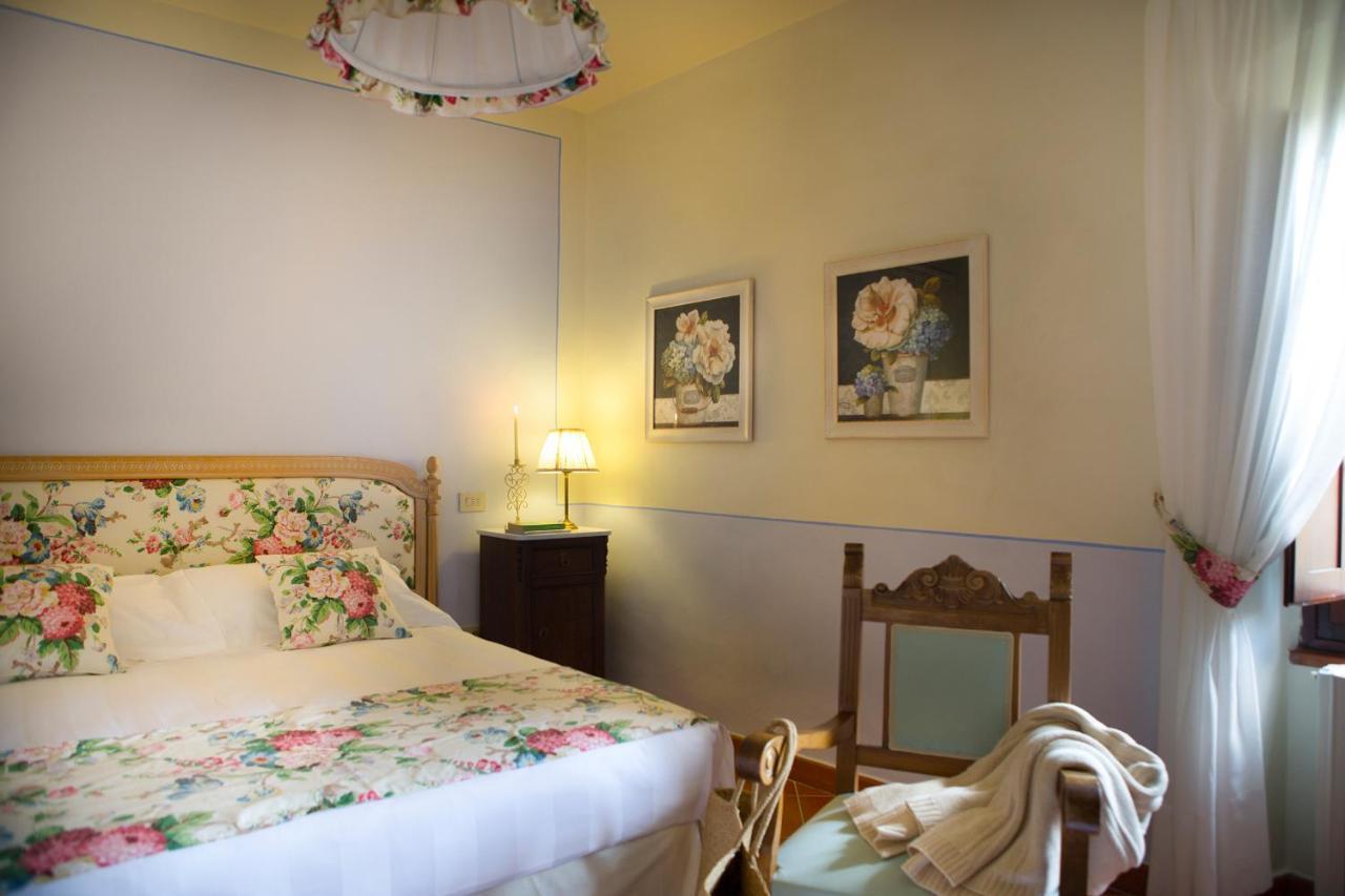 La Canonica Di Cortine Guest House Barberino Val d'Elsa ภายนอก รูปภาพ